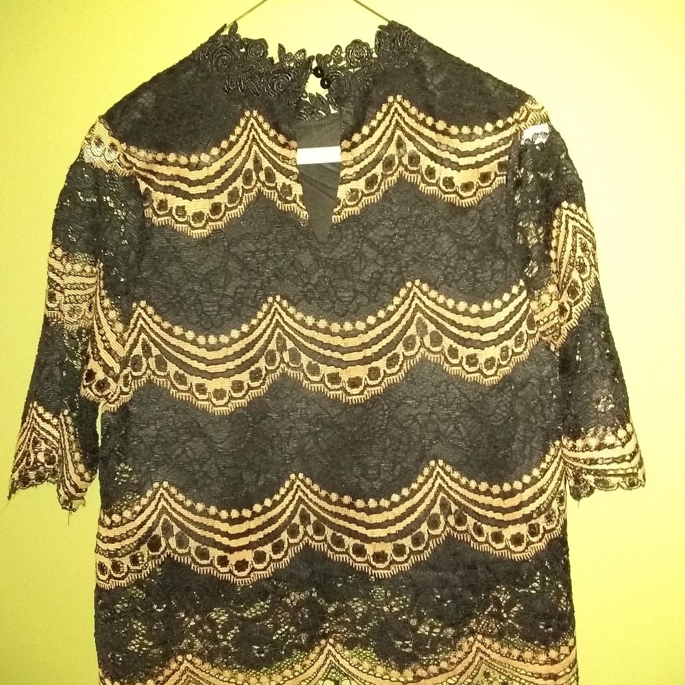 Black and Gold lace top - Picture 2 of 2